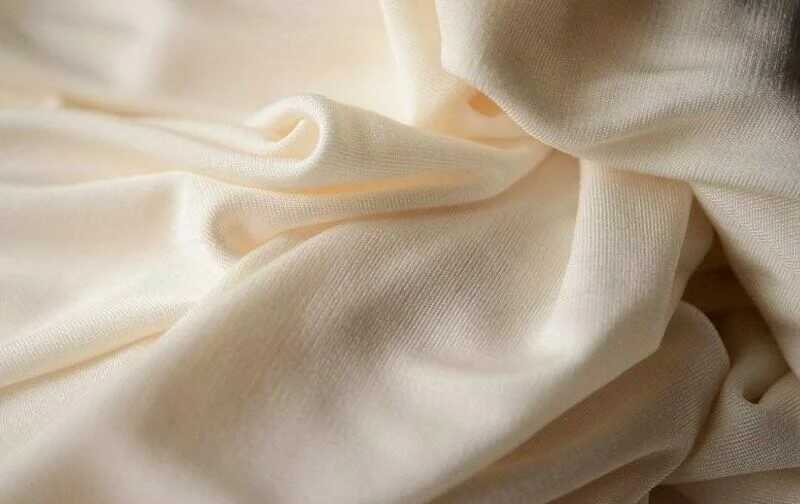 Vải cvc được dùng làm áo thun, sơ mi hay đồ lót cùng với nhiều sản phẩm khác